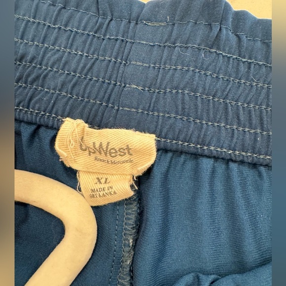 Navy Upwest (Express) Washable satin pants xl - Picture 5 of 5